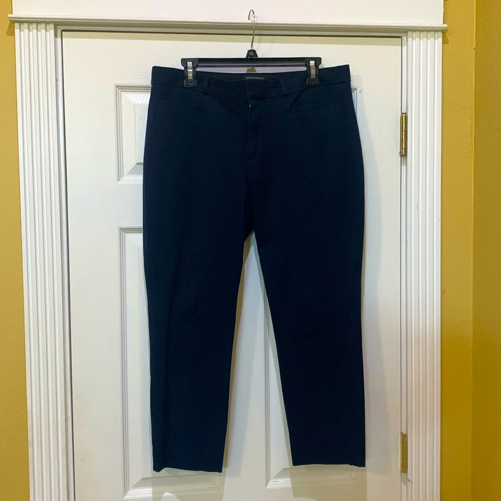 Navy banana republic sloan crop pants